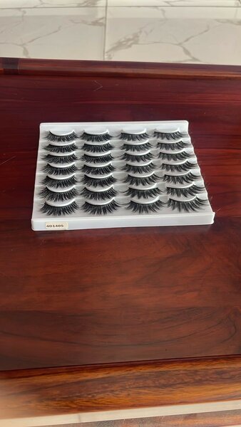 Faux-cils volumineux 10 paires