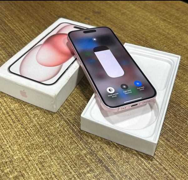 iPhone dernier modèle rose