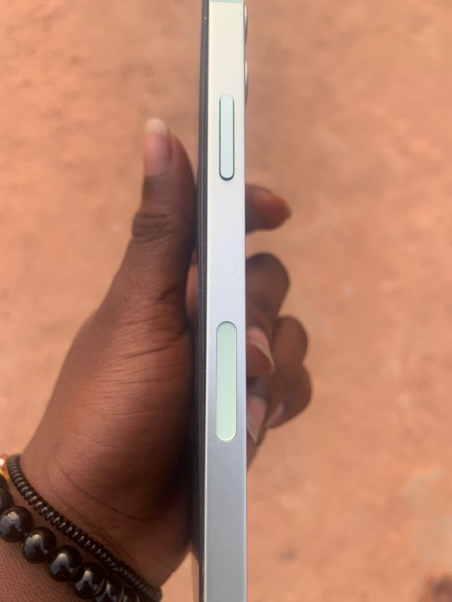 iPhone 12