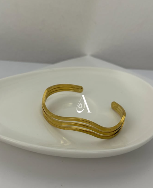 Sofia bangle
