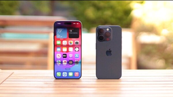 iPhone 15