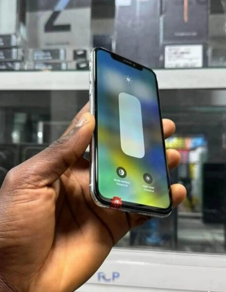 iPhone X 64GB Blanc Débloqué