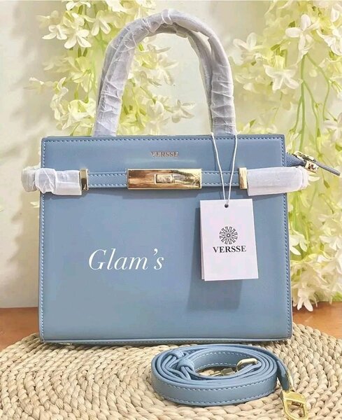 Sac à main en cuir bleu élégant