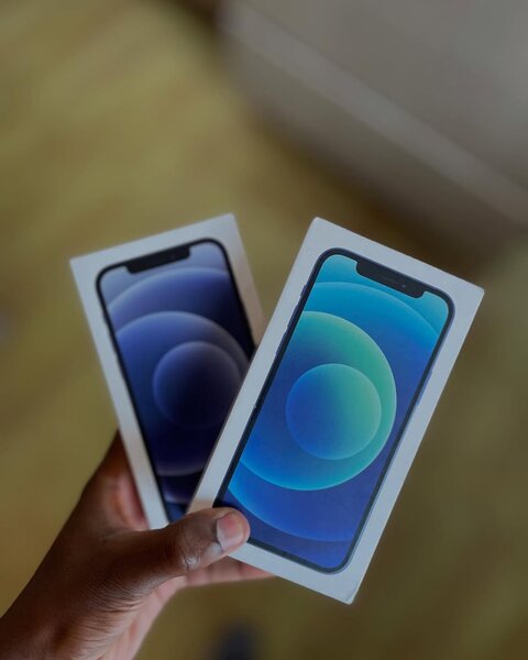 iPhone 12