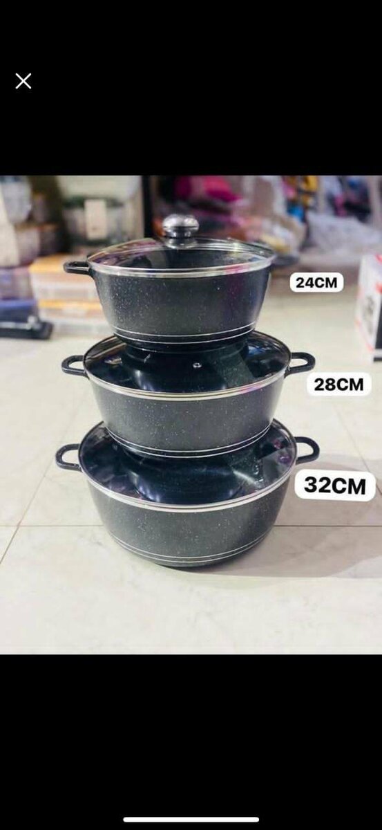 Ensemble de casseroles antiadhésives
