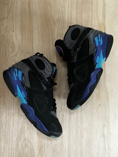 JORDAN 8 RETRO