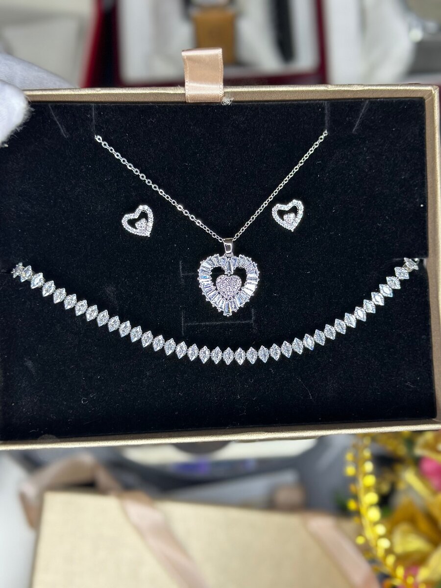 Silver darling set