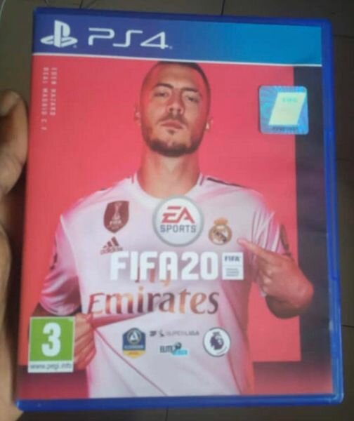 PS4 SLIM