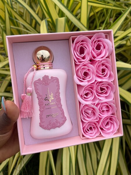 Fatima pink