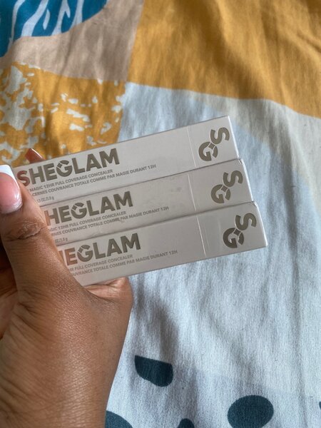 Anti-cerne SHEGLAM