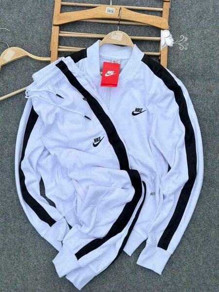 Survêtement Nike