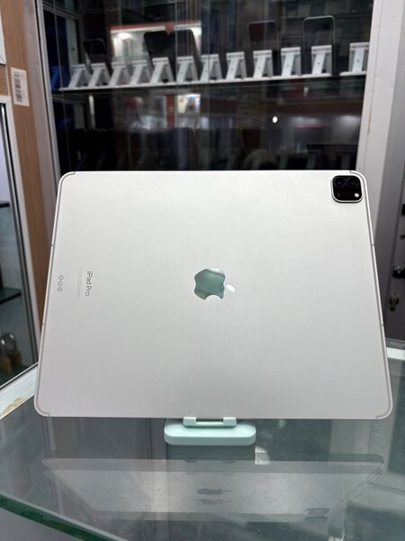 iPad Pro M2 12.9