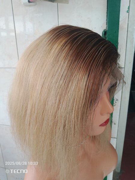 Perruque en dentelle naturelle