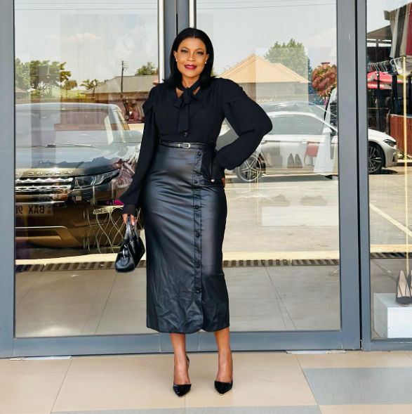 Leather skirt