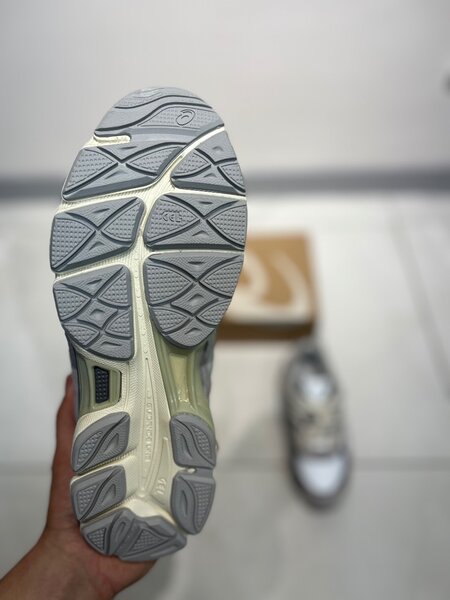 ASICS