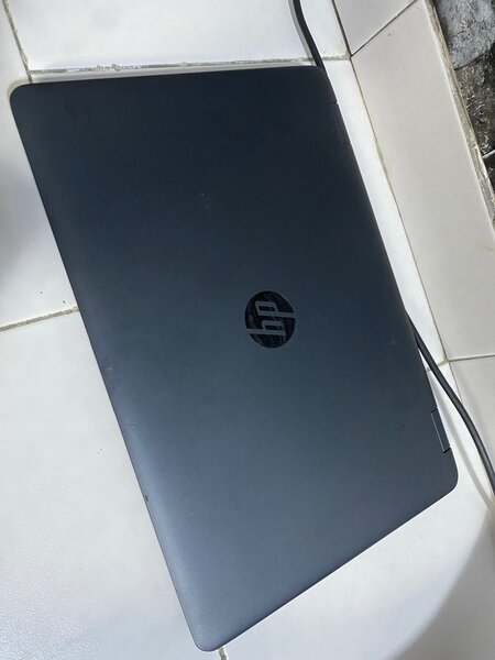 HP CORE I5