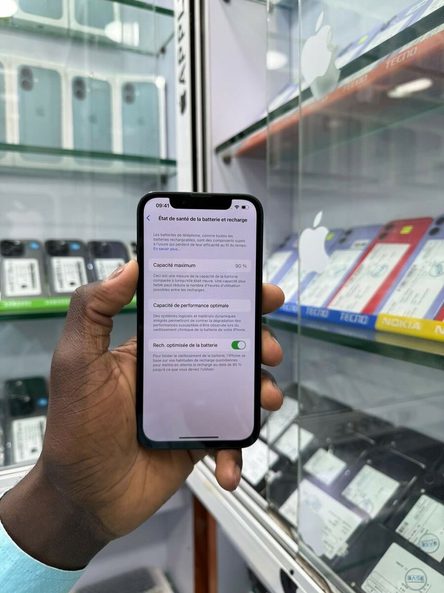 iPhone 128 Go Noir