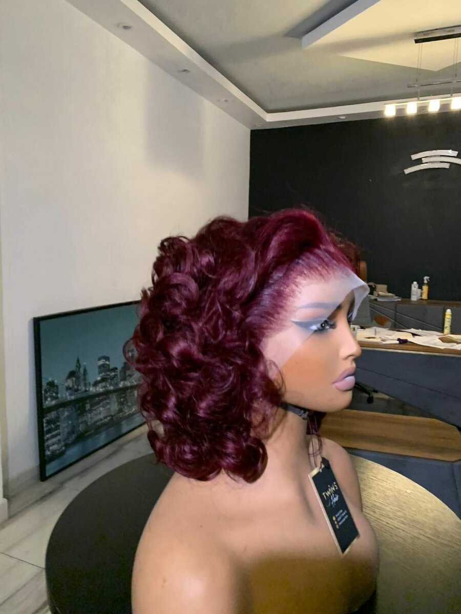 Perruque Bouclée Rouge Luxe