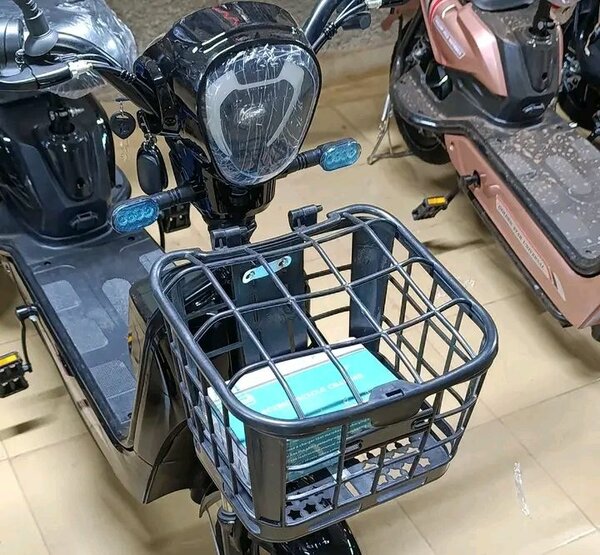 Scooter électrique moderne