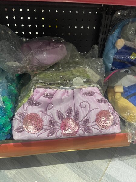 Ladies clutch