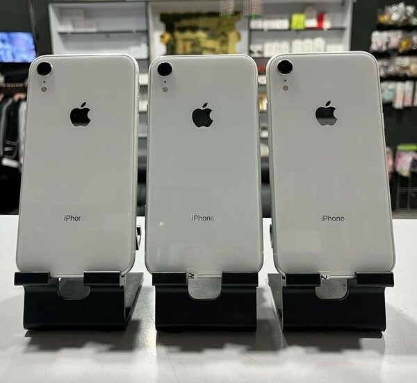 iPhone XR