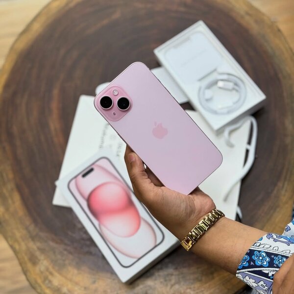 iPhone 15