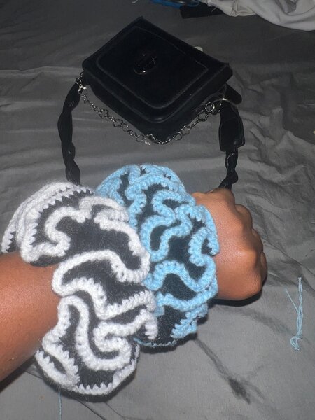 Bracelets en crochet colorés