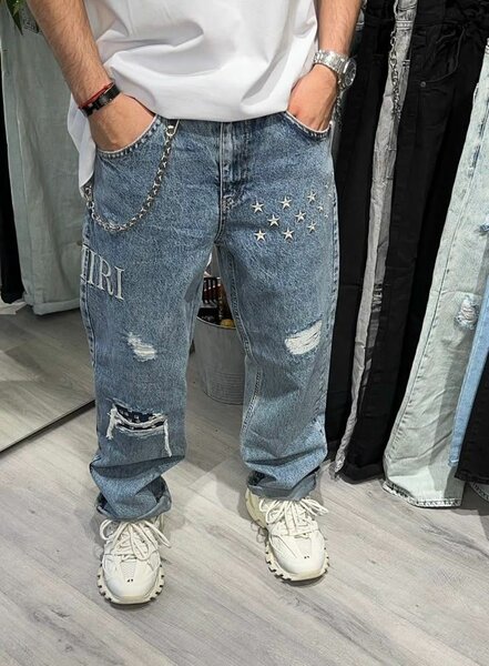 Baggy clothes