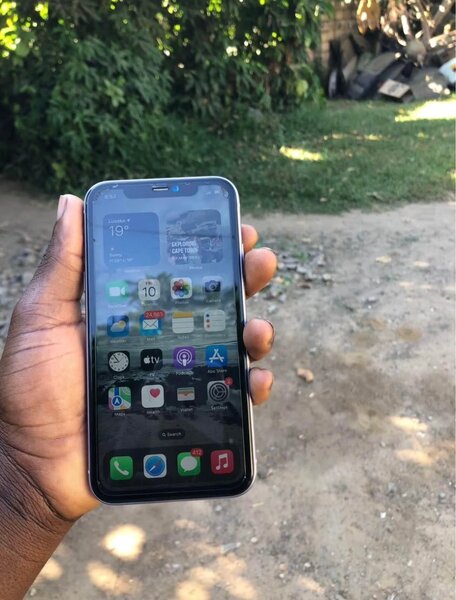 iPhone 11