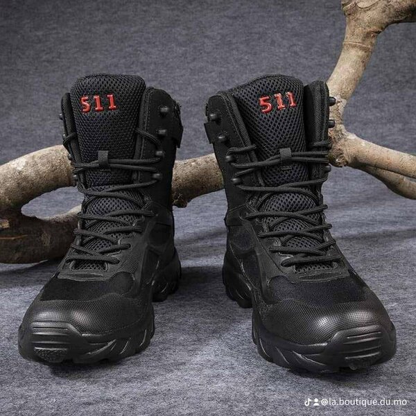511 et AS33(rangers militaires)