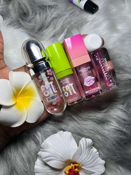 Kit Gloss