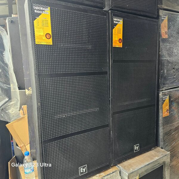 EV Professional Stage Speakers