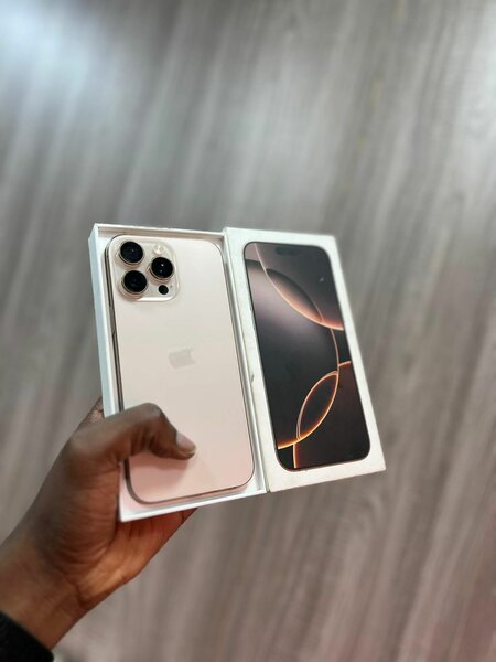 Iphone 16 pro max 256 giga 2 puce