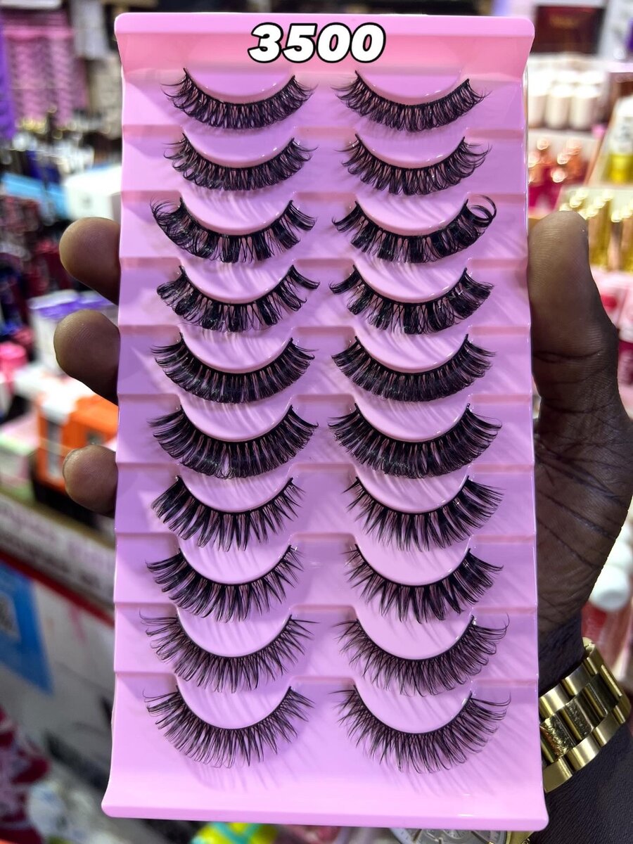 Faux Cils