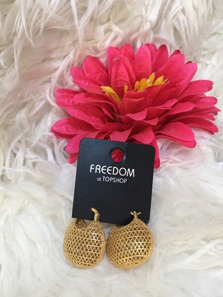 Earring