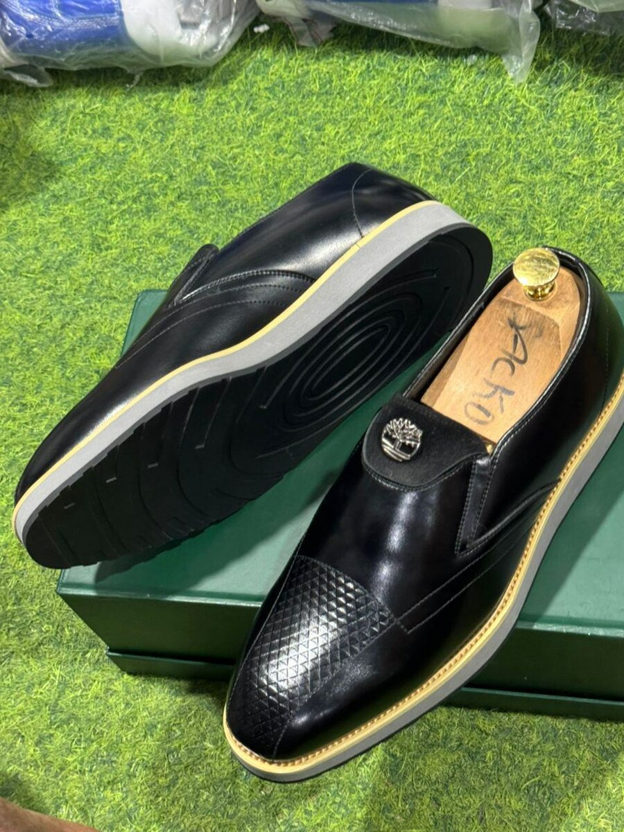 Chaussures élégantes hommes cuir