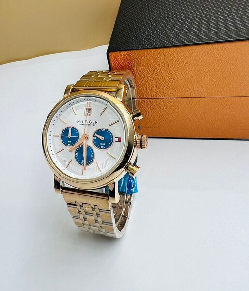 Montres hilfger