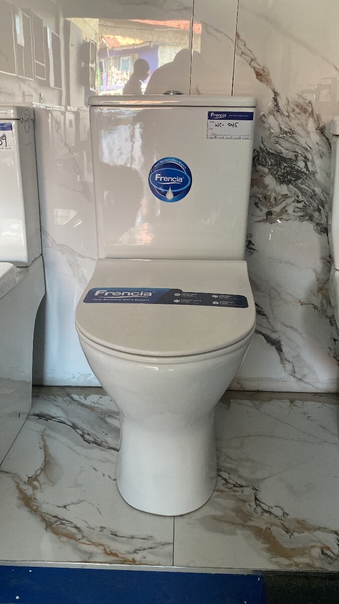 Water Closet(FRENCIA)