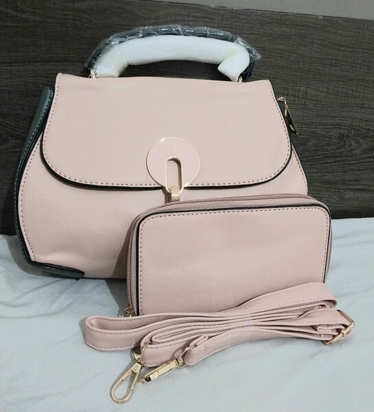 Sac à main rose élégant