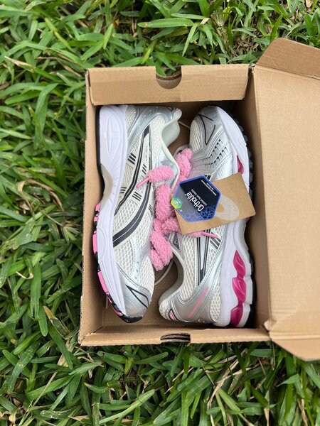 ASICS kayano 14