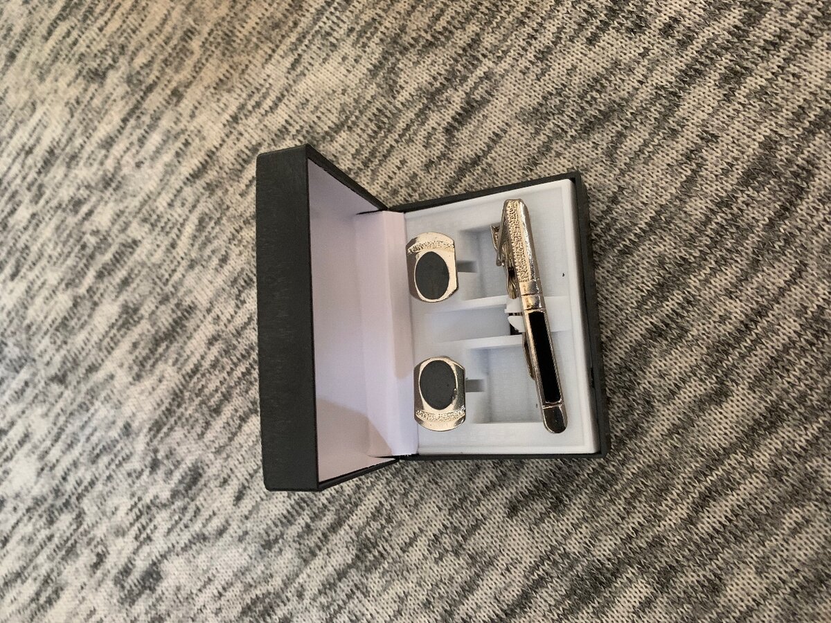 Cufflinks