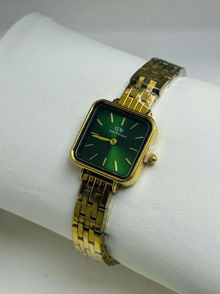 MONTRE LUXE FEMME DW ET AUTRES