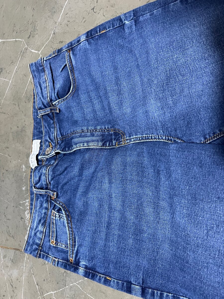 Ladies skinny jeans