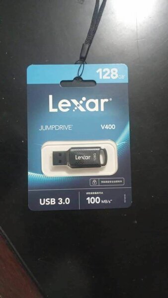 Clé USB Lexar JumpDrive 128Go