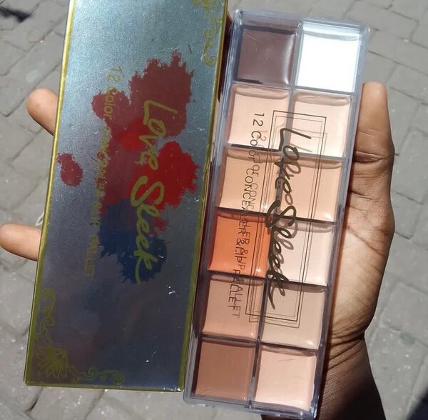 Concealer palette
