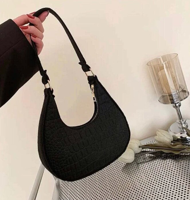 Sac à main noir élégant