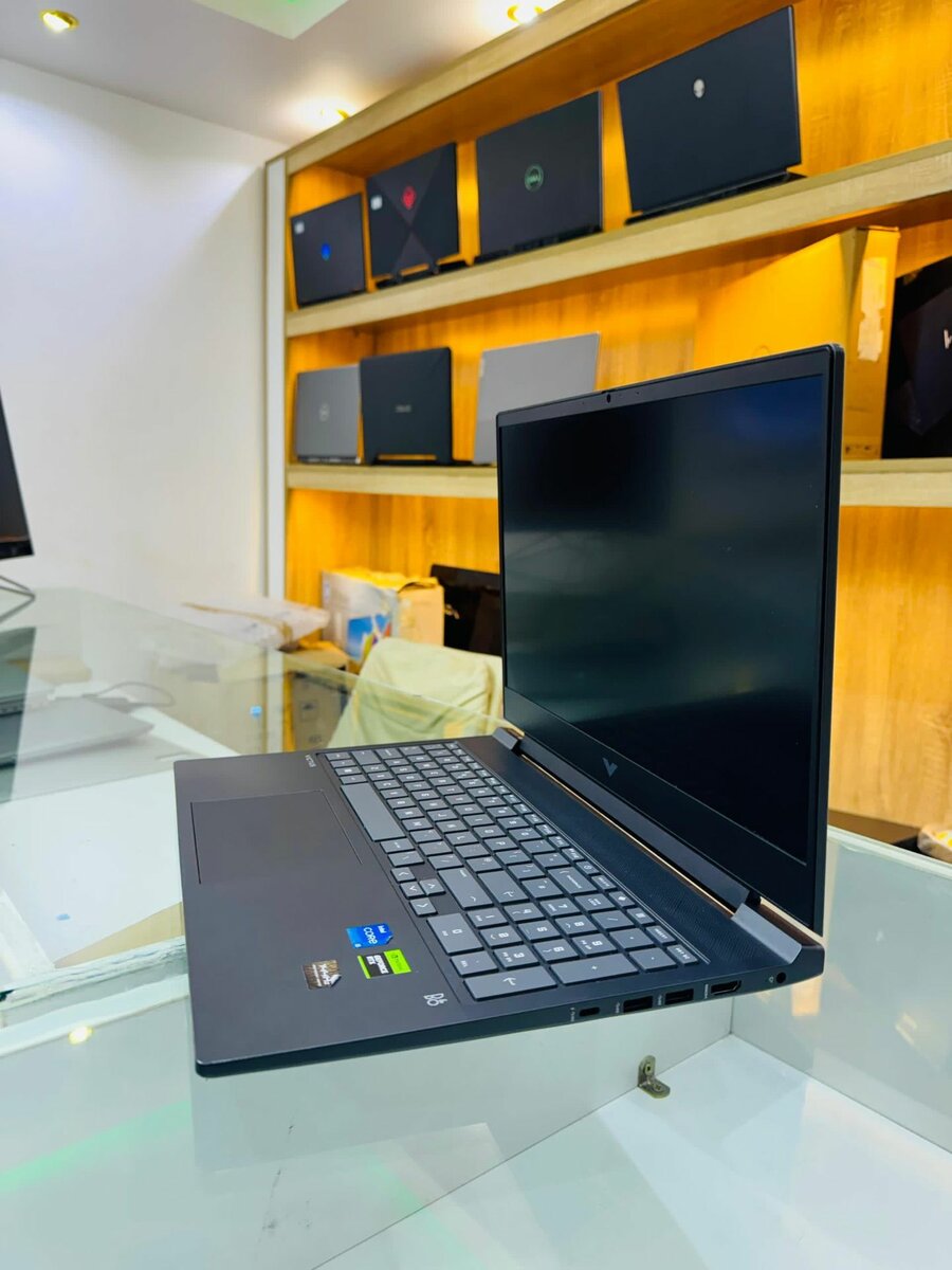 HP VICTUS 15 GAMING