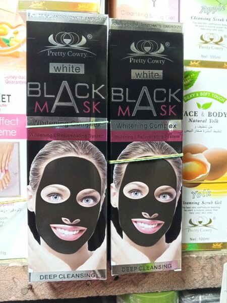 Mask noir