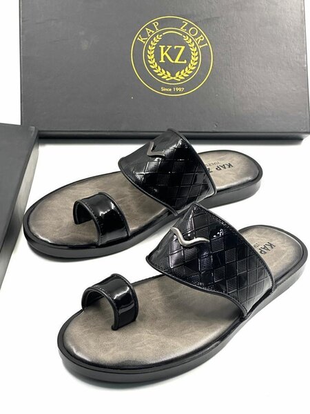 QUALITY SLIPPERS