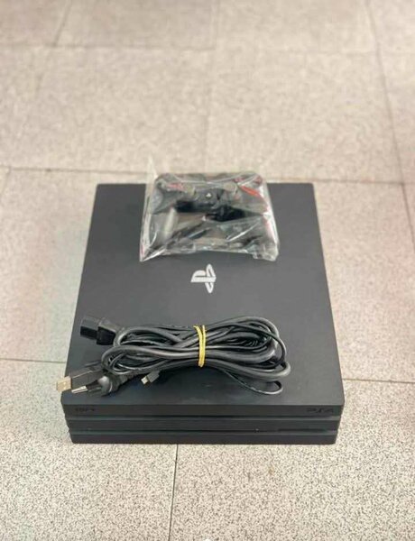 Ps4 pro craque 1TB 21 jeux +